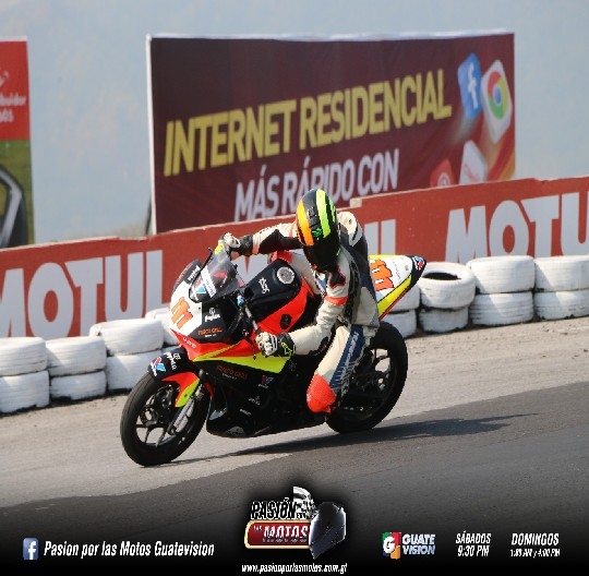 MARCOS REICHERT REGRESA A MOTOVELOCIDAD