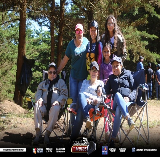 ULTIMA BANDERA A CUADROS DEL AÑO Gran Final Motocross