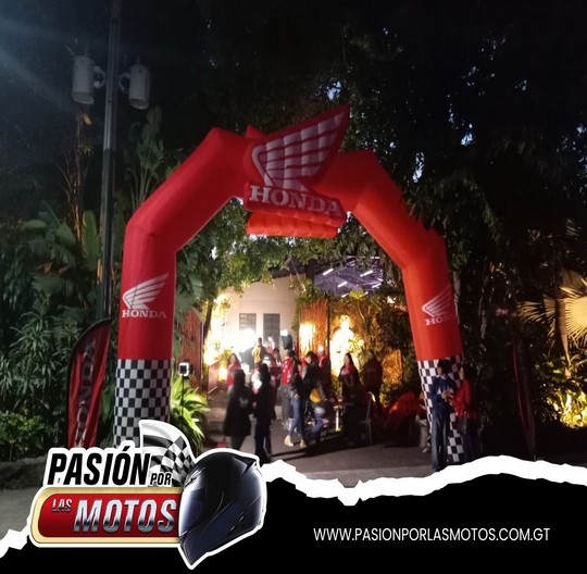 Navitour navide&ntilde;o Honda 2025