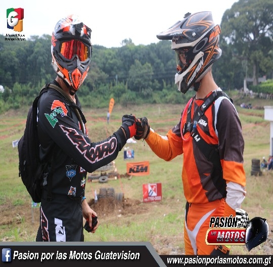 ENDURO XUUL INVIERNO  CON GRANDES COMPETIDORES.