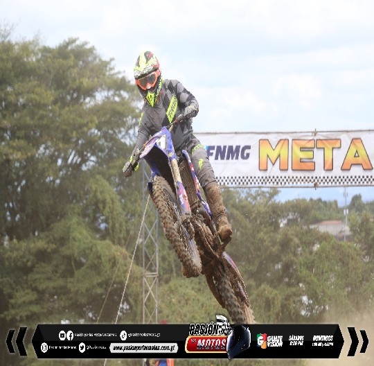 MIXCO RECIBE A LOS PILOTOS DE MOTOCROSS